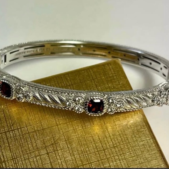 Judith Ripka Sterling Silver modern garnet and Crystal hinged bangle bracelet. - Picture 2 of 4